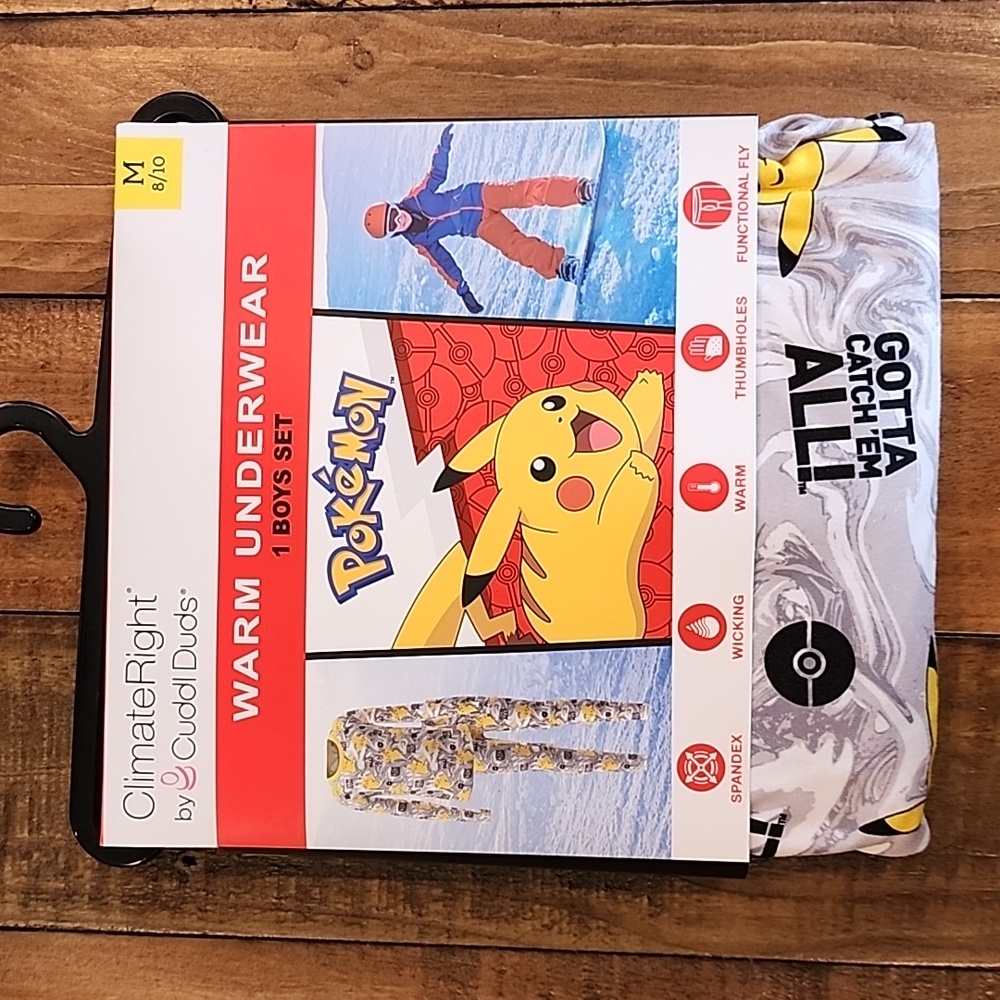 ClimateRight by Cuddl Duds Pokémon Boys Thermal Set Size Medium 8/10